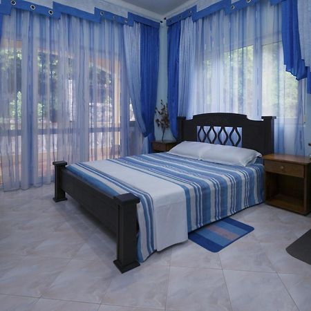 Seybreeze Villa Anse Royale Exteriör bild
