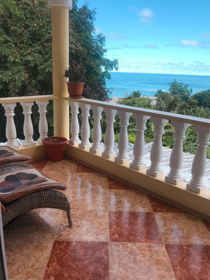 Seybreeze Villa Anse Royale Exteriör bild